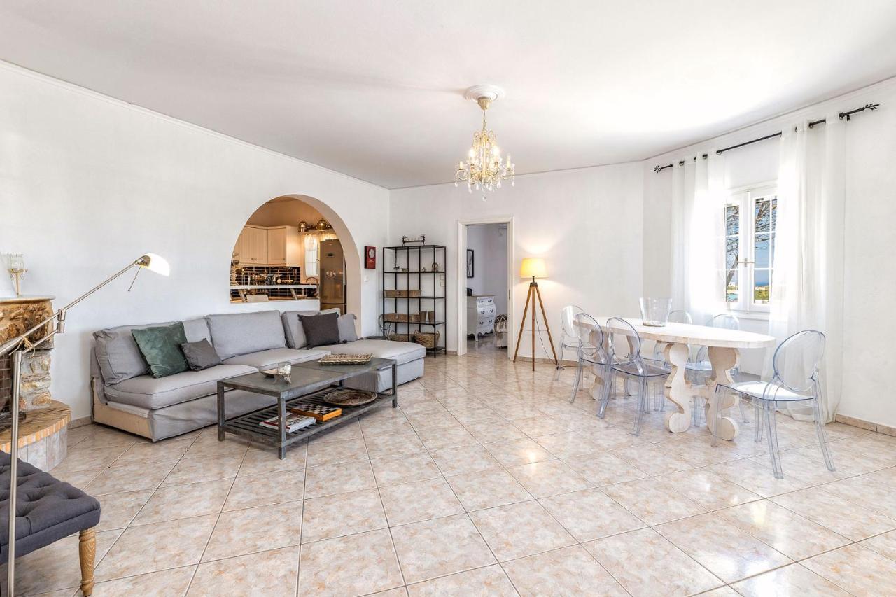 Daphne'S Lux Villa Paraspori  Экстерьер фото